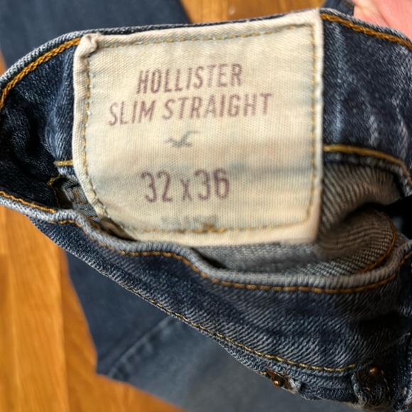 Men’s Hollister Slim Straight Jeans - Picture 4 of 4